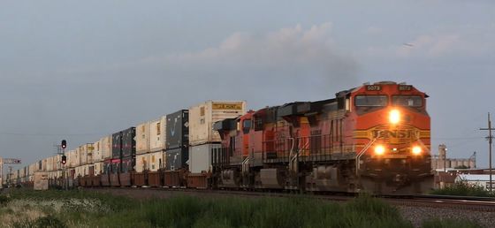 Internationale Eisenbahnfracht von China in die Vereinigten Staaten mit Amazon FBA Warehousing