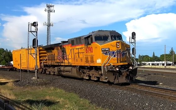 Professionelle internationale Eisenbahnfracht Weltfrachtversand schnell und pünktlich